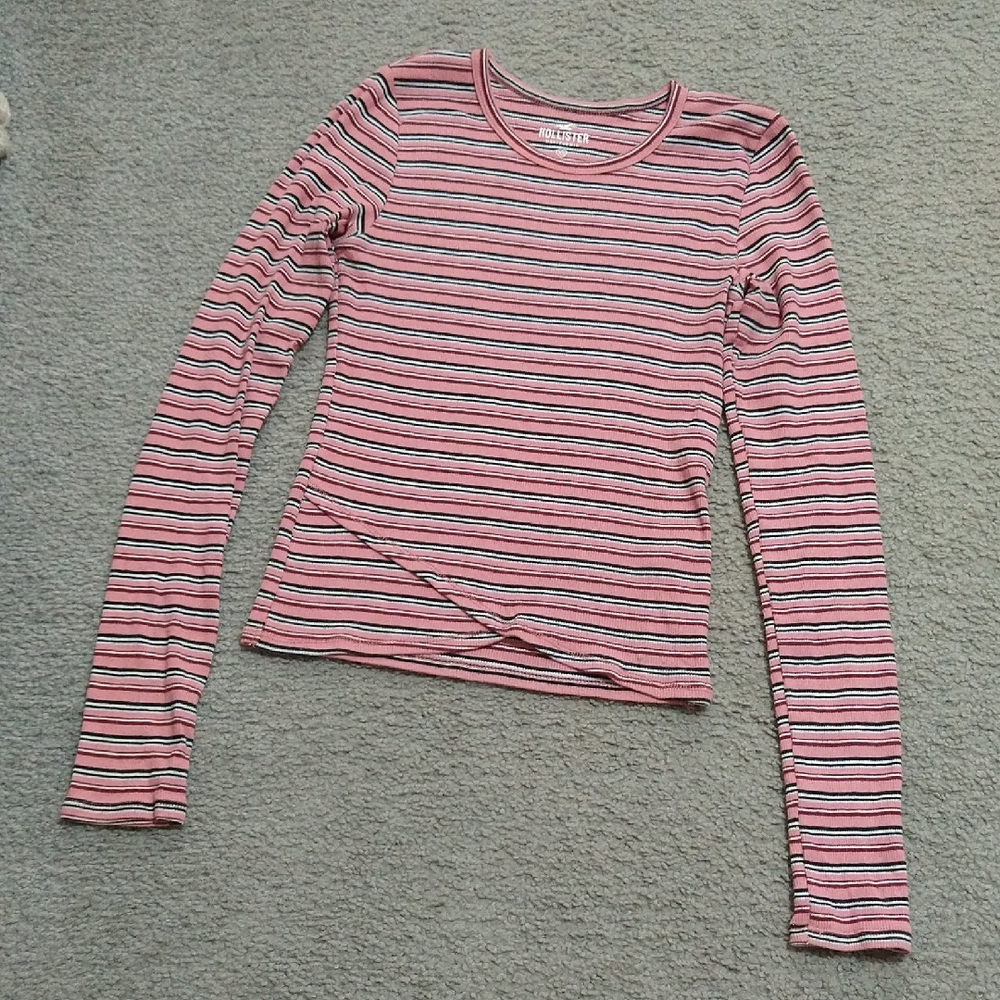 🦋4/$10🦋 Hollister Long Sleeve Shirt